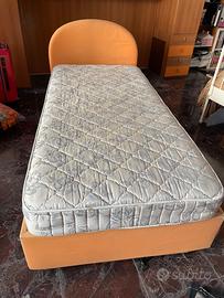 Letto con contenitore