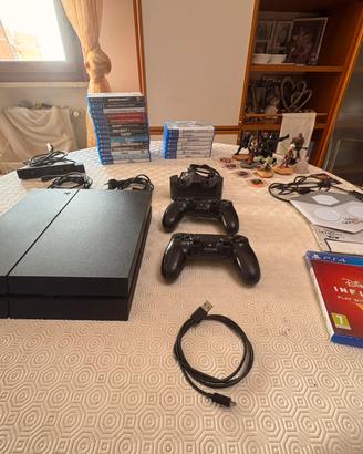 PS4 500GB Fat + 2 Joystick + Camera + 20 Giochi
