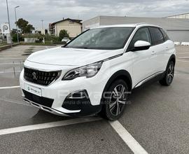 PEUGEOT 3008 BlueHDi 120 S&S Allure