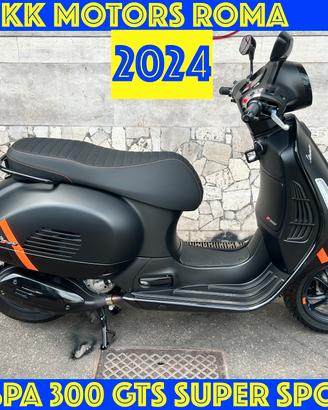 Piaggio Vespa 300 GTS hpe Super Sport-km 1900-2024