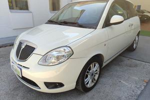 LANCIA Ypsilon 1.3 MJT 75 CV Platino
