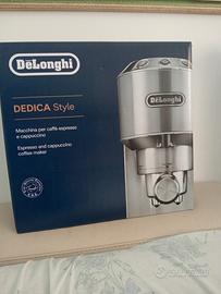 macchina da caffè espresso e cappuccino De Longhi 