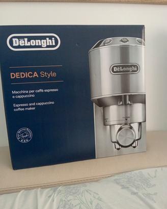 macchina da caffè espresso e cappuccino De Longhi 