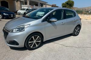 Peugeot 208 BlueHDi 100 5 porte Allure 2016