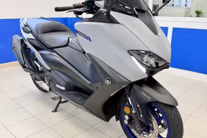 tmax 560 2021