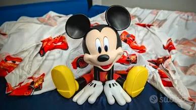 action figure topolino