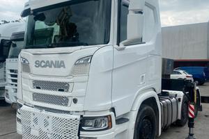 TRATTORE SCANIA R500 6X2 ALLESTITO CON GRU FASSI