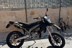 aprilia sx 50