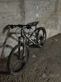 Ktm bicicletta mountain bike  27,5