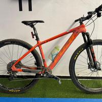 MTB  FUJI taglia M