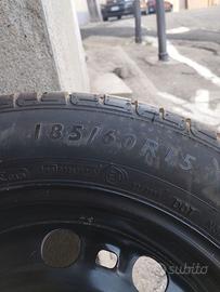 Cerchione in ferro originale Volkswagen da 15