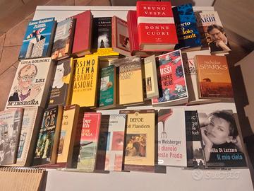 26 libri collana generi vari 