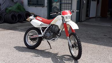 Yamaha tt350 leggere descrizione