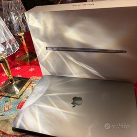 MacBook Air Retina 13” (anno 2020)