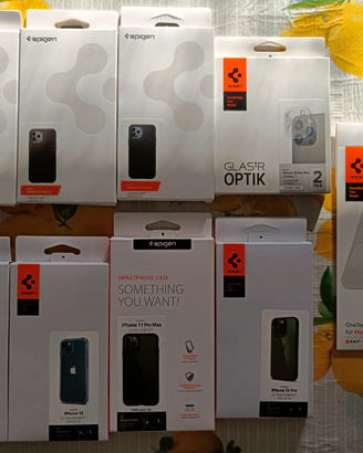 Cover e accessori per iPhone e altri smartphone