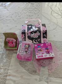 mini brands Disney- la casa di Minnie-