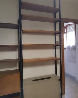 Scaffale a giorno
