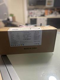 Lampada da parete nera