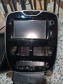 Medianav Clio 4 anno 2015