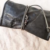 Portatabacco in pelle nera