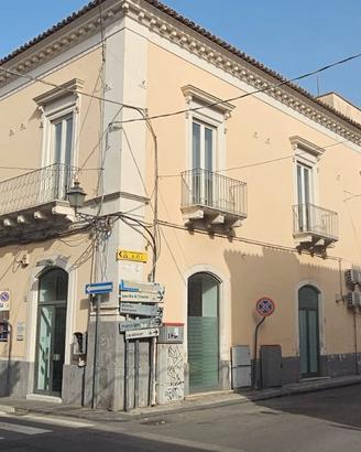 Paternò centro - Prestigiosa dimora storica dell'8