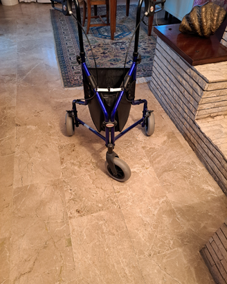 Deambulatore per anziani