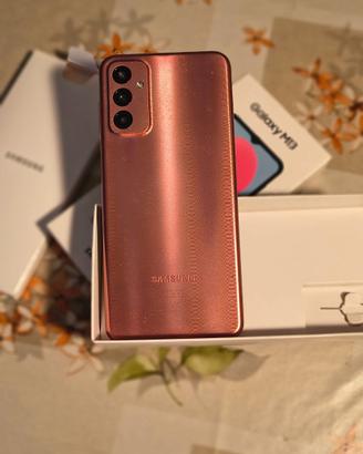 smartphone Samsung Galaxy M13