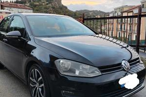 Volkswagen Golf 7 sport 1.6 TDI – 105 CV – 2013