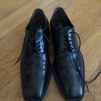 Mocassini uomo neri con lacci. Nr 41 e mezzo