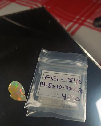 Opale Naturale Welo Etiopia 4.10 ct