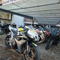 HONDA CBR 600 RR HANNSPREE tua a 80€ poi decidi
