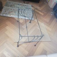 Tavolino in ferro battuto