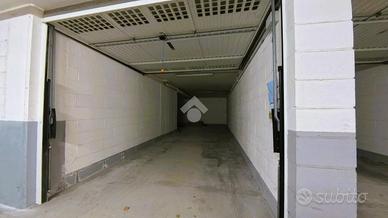 BOX A CIVITANOVA MARCHE