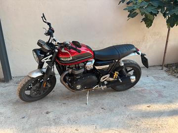 Triumph Speed twin 1200
