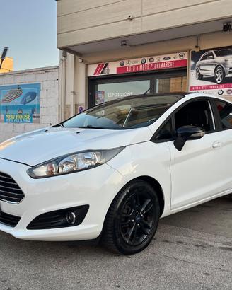 FORD Fiesta 1.5 TDCi 75 CV 5p. Titanium FULL