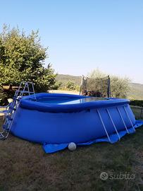 Piscina da esterno autoportante