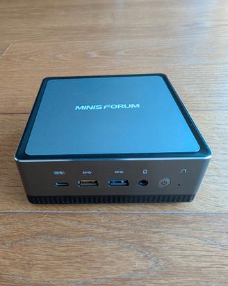 MinisForum UM700 minipc
