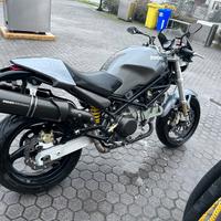 Monster 1000
