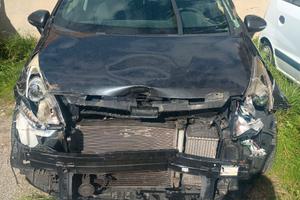 Kia rio 1.1 diesel high-tec 2016 sinistrata