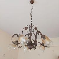 Lampadario in ferro battuto