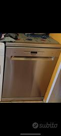 lavastoviglie Hotpoint 14 coperti 