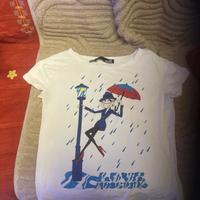 t-shirt love moschino