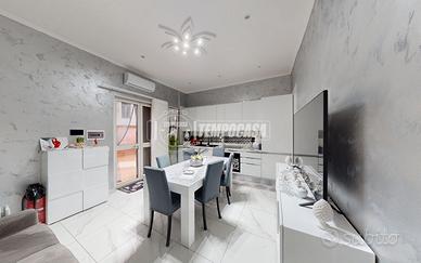 Appartamento di 1 vani e accessori con terrazzo, A