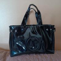 borsa tote Armani jeans in vinile nera 