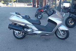 Honda Silver Wing 600