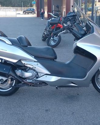 Honda Silver Wing 600