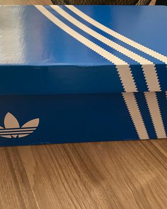 Scarpe adidas
