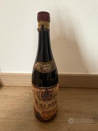 storica bottiglia di Barolo DOC Rinaldi