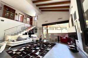 CAVARZERE - VILLA SINGOLA CON GIARDINO