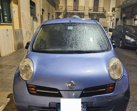 Vendita Nissan Micra azzurra